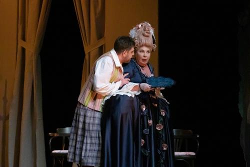 Ночь ошибок (театр Колесо) в ДК Тольятти